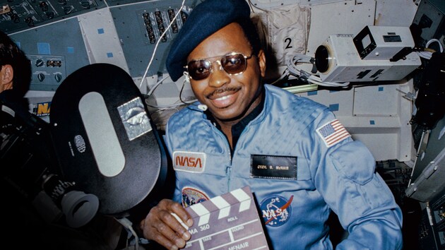 "The Space Race" Documentary Celebrates Black Astronauts' Journey Gets ...